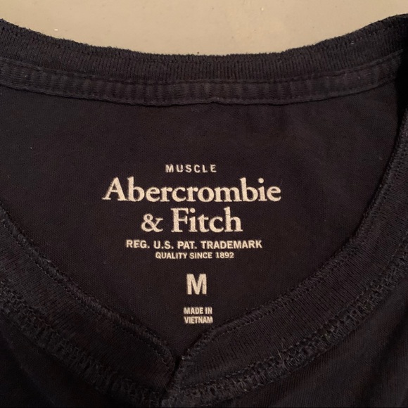 Abercrombie & Fitch T-Shirt - Picture 4 of 4